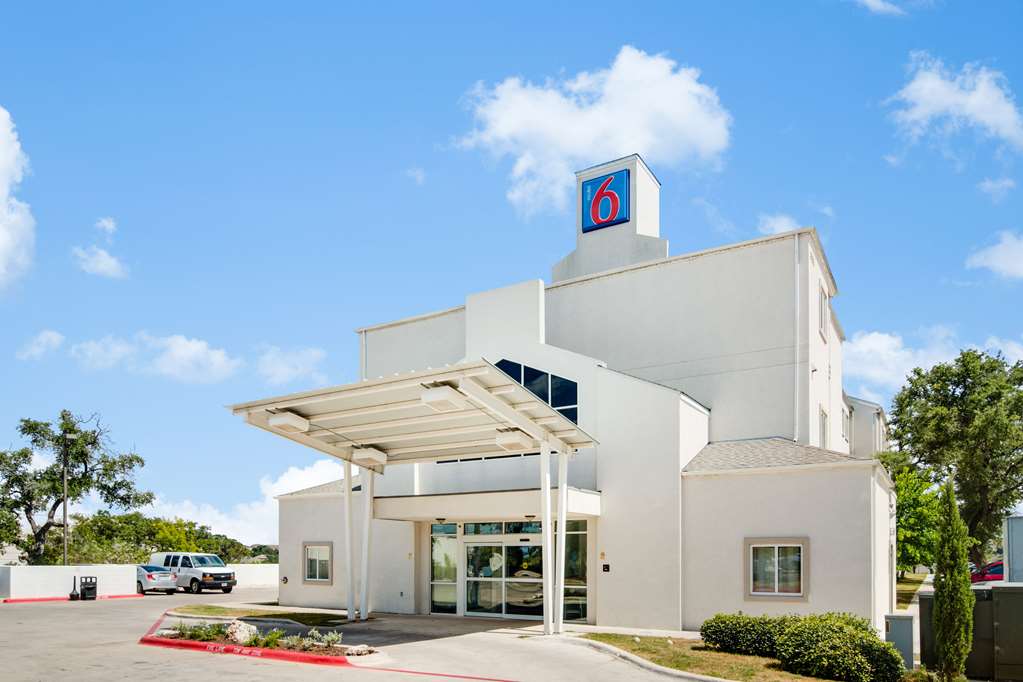 motel 6 cedar park tx