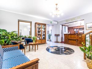 Hotel-Img