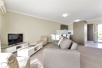 coachmans inn warwick