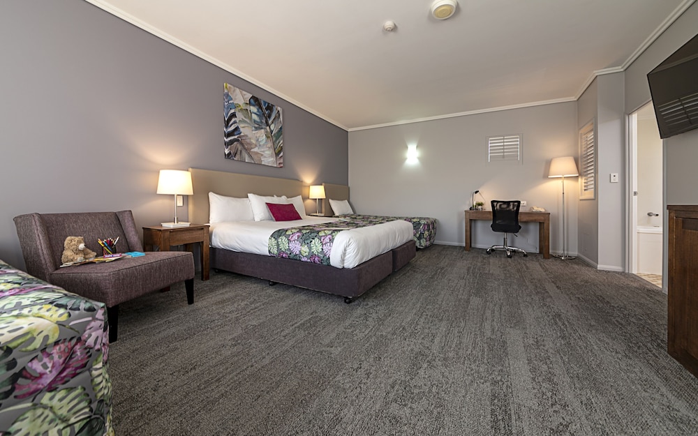 coachmans inn warwick