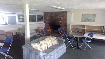 village green motel