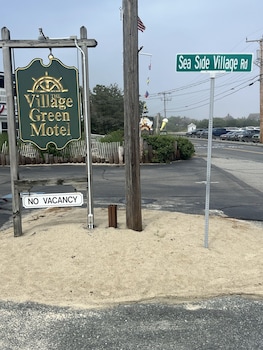 village green motel