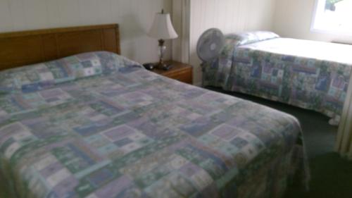 village green motel