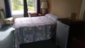 village green motel