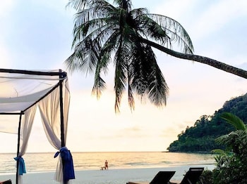 Ko Kut Ao Phrao Beach Resort,Ko Kut>>Ko Kood,3 star