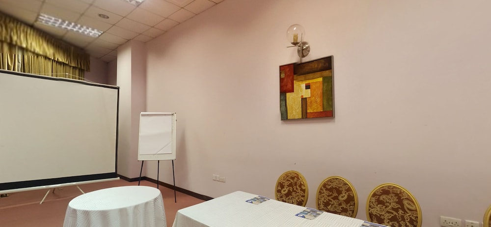 imperial royale hotel