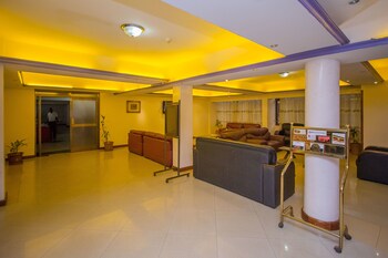 Holiday Express Hotel,Near Gaddafi National Mosque,3 star