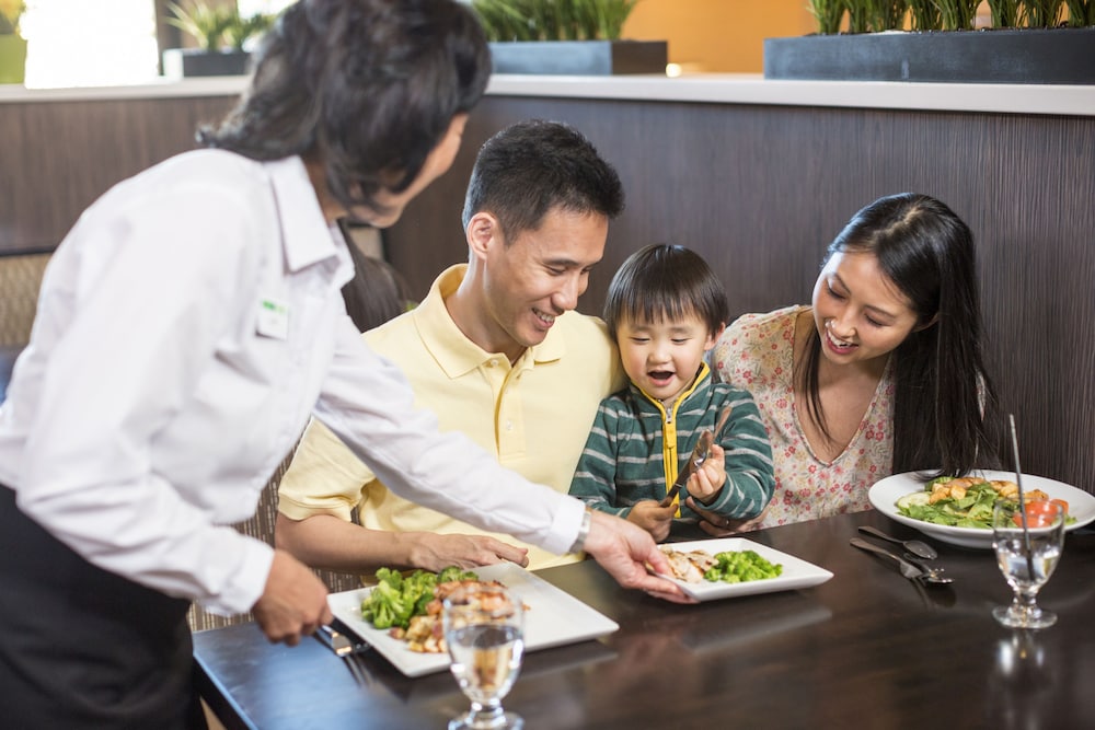 holiday inn columbus by ihg