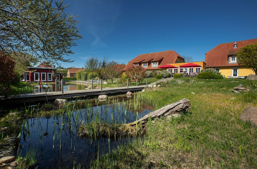 hotel and restaurant zum kap arkona