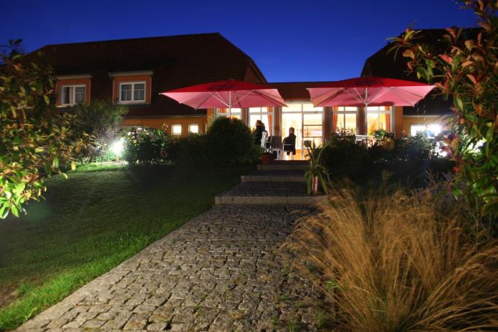 hotel and restaurant zum kap arkona