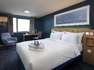 Travelodge Maidenhead Central,,3 star