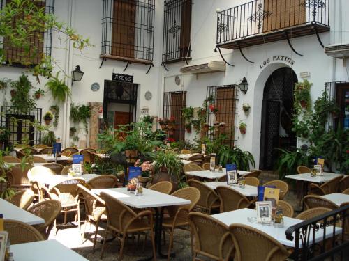 los patios hotel