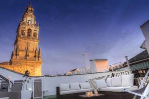 los patios hotel