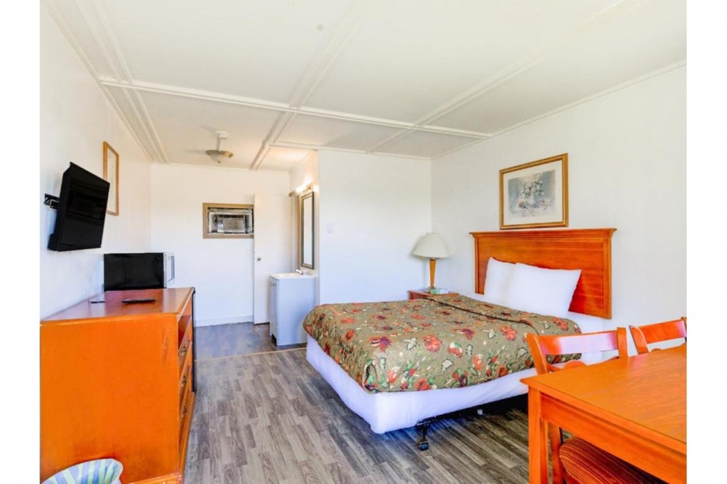 country hearth inn and suites by oyo sturgis