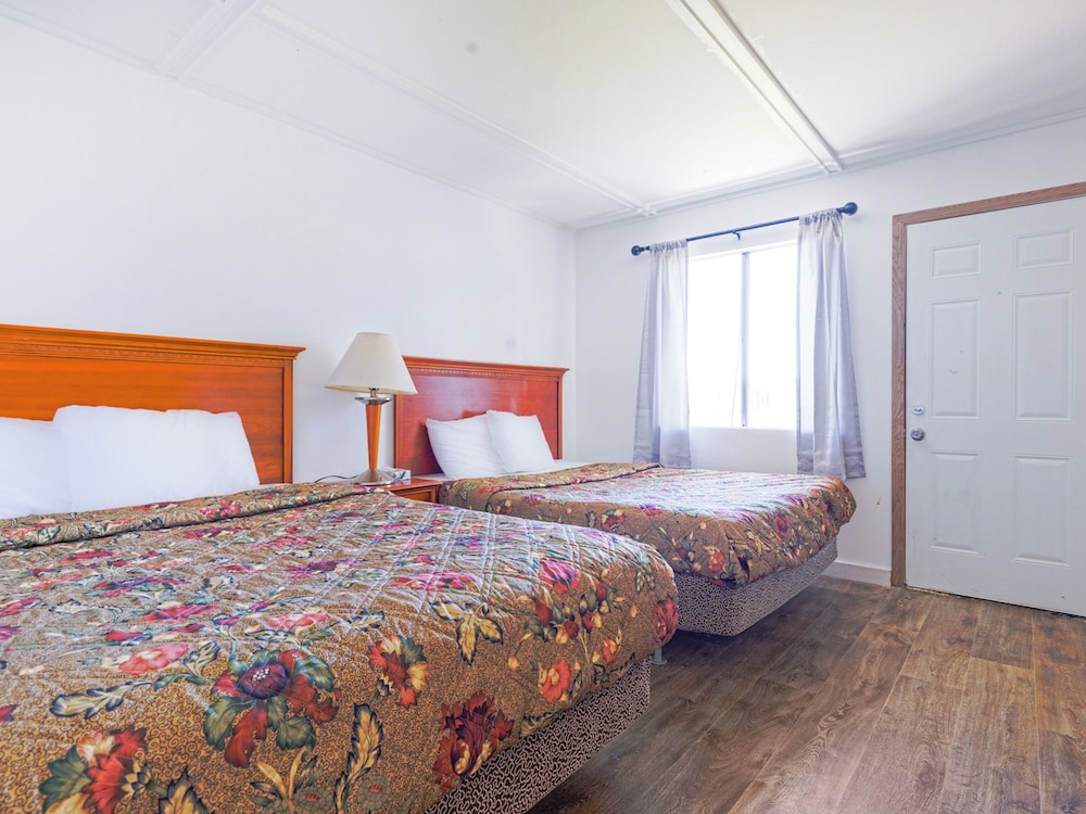 country hearth inn and suites by oyo sturgis