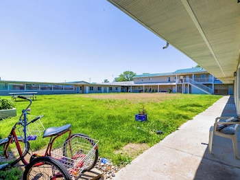 country hearth inn and suites by oyo sturgis