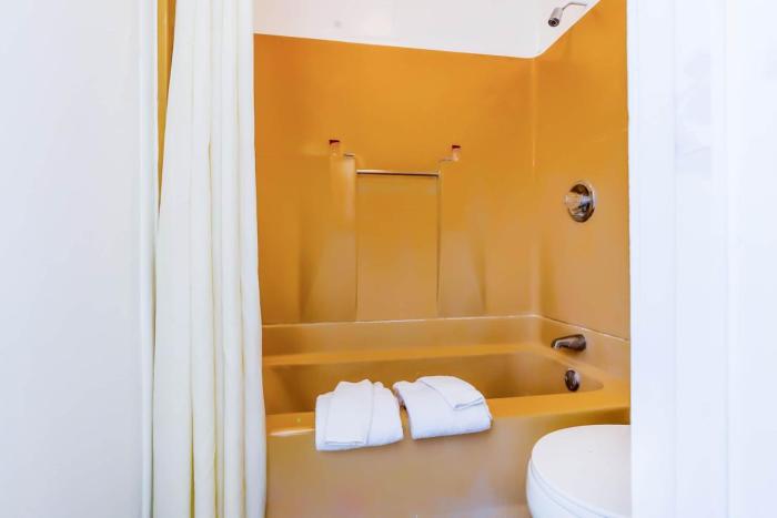 country hearth inn and suites by oyo sturgis