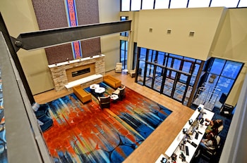 7clans hotel and resort