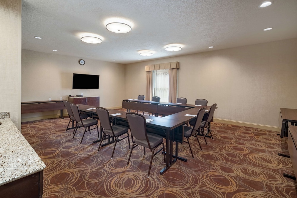 hampton inn corydon