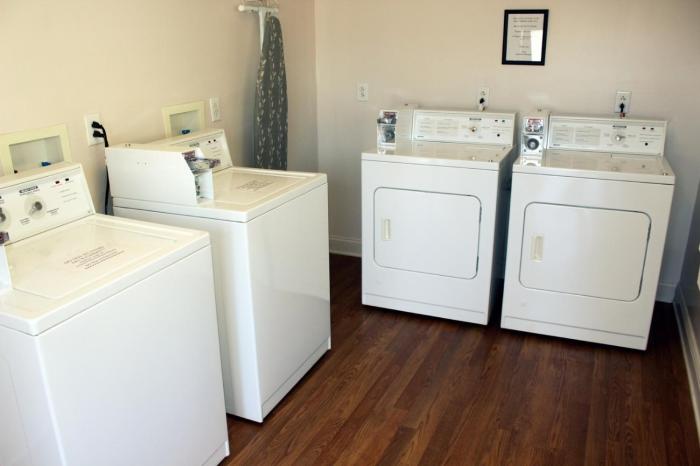 affordable suites shelby