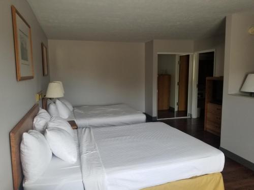 sault superior place