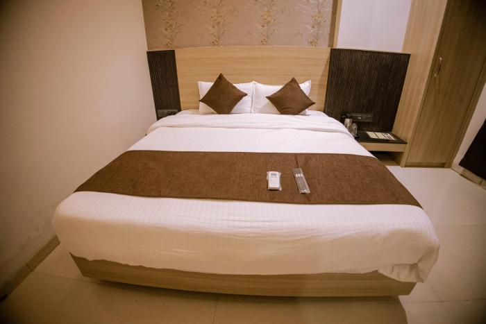hotel sundaram palace ujjain