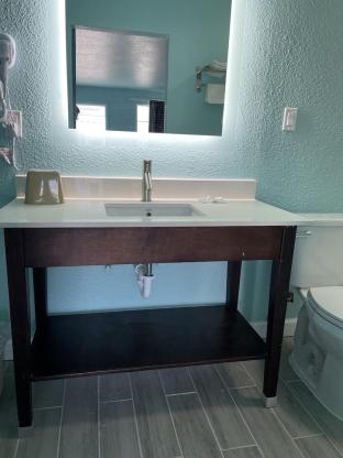 Regal Inn,,2.5 star