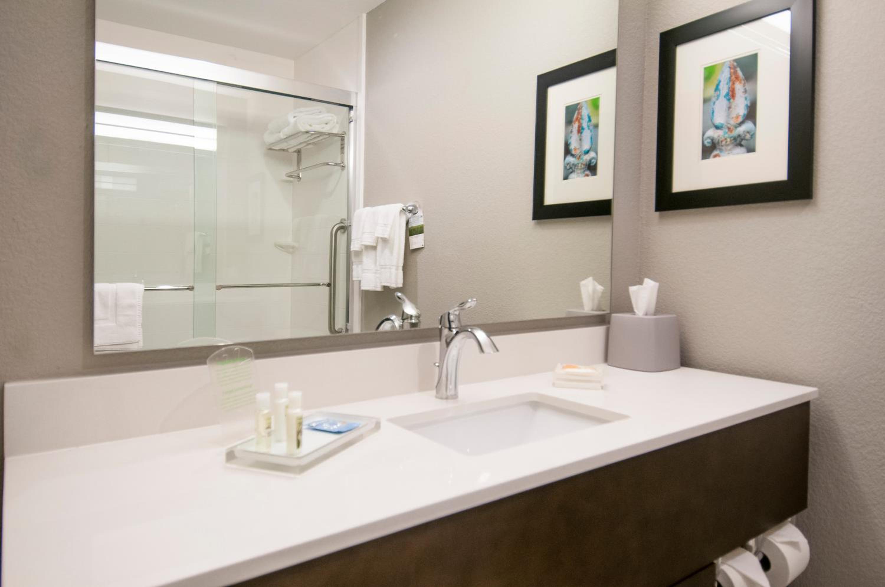 holiday inn new orleans airport north by ihg