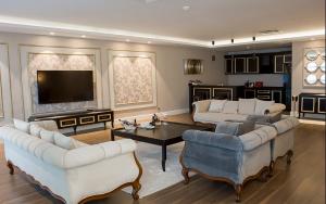 Euphoria Batumi Convention & Casino Hotel,,4 star