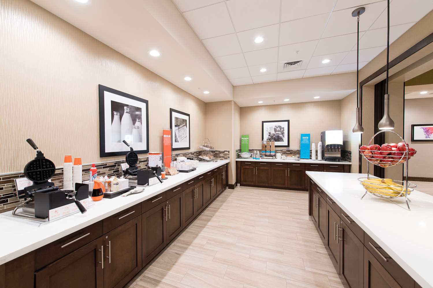 hampton inn and suites fayetteville