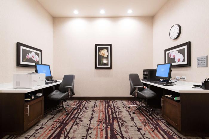 hampton inn and suites fayetteville