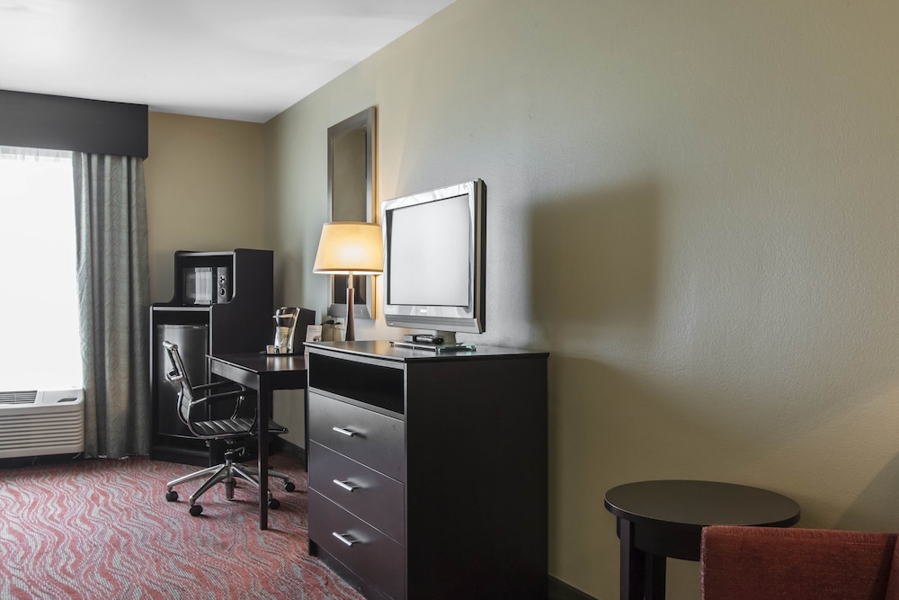 holiday inn express hotel and suites cullman by ihg