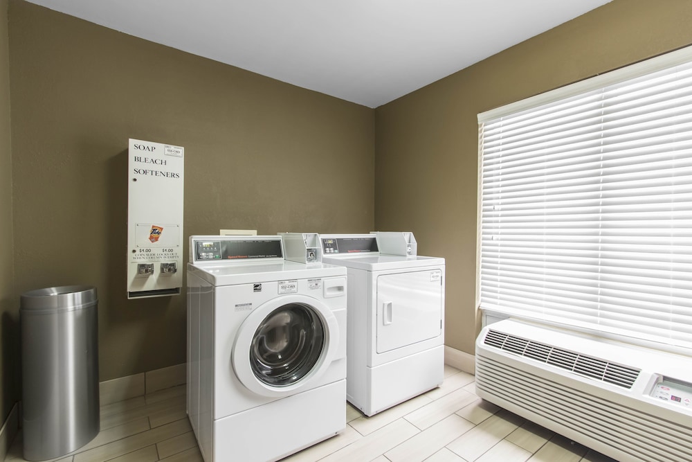 Holiday Inn Express Hotel & Suites Cullman By Ihg,Decatur>>Cullman,3 star
