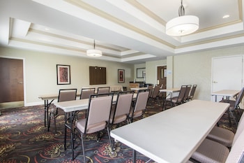 holiday inn express hotel and suites cullman by ihg