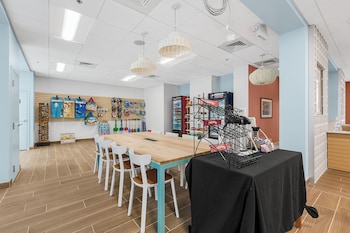 Golden Sands Carolina Beach Oceanfront, Tapestry By Hilton,,3 star