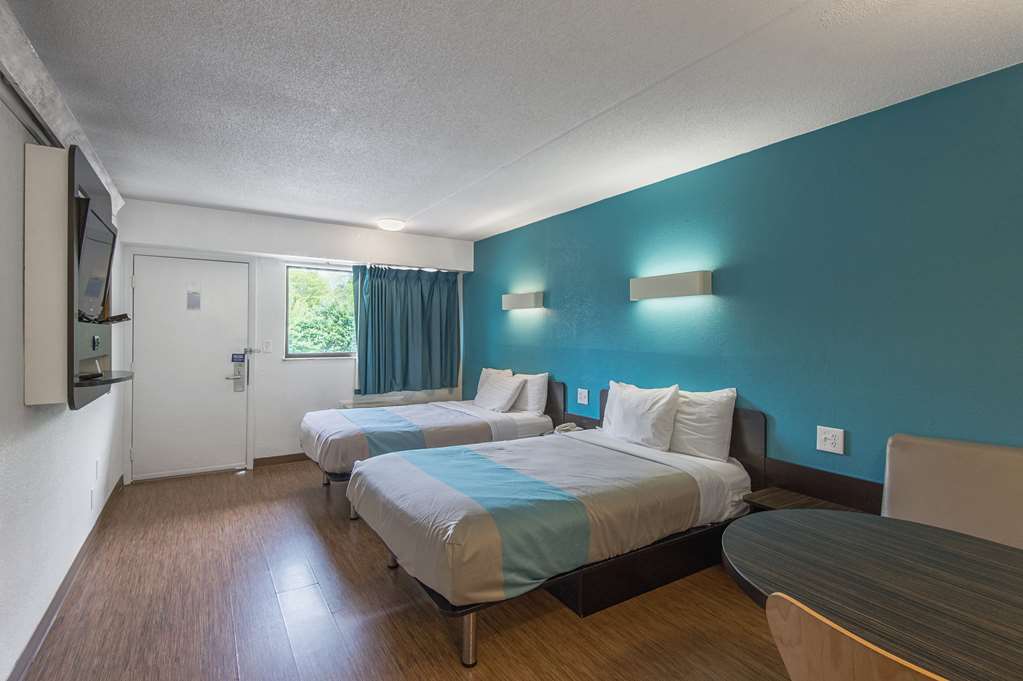 motel 6 overland park ks