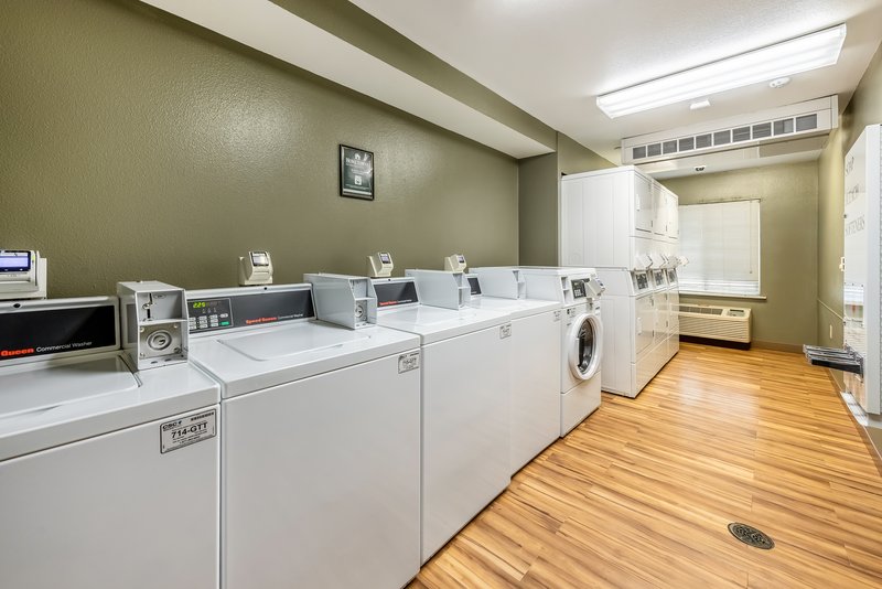 hometowne studios by red roof columbus