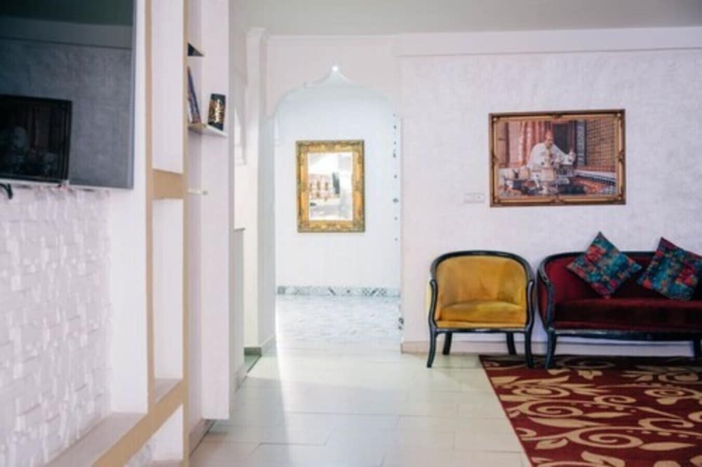 apart hotel larbi