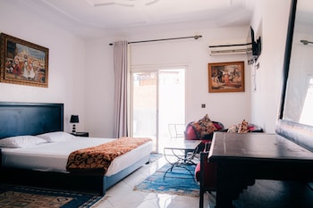 apart hotel larbi