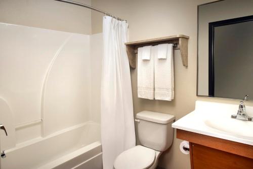 woodspring suites lexington