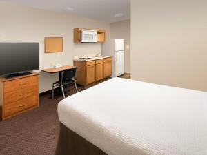 woodspring suites lexington