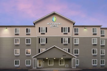 woodspring suites lexington