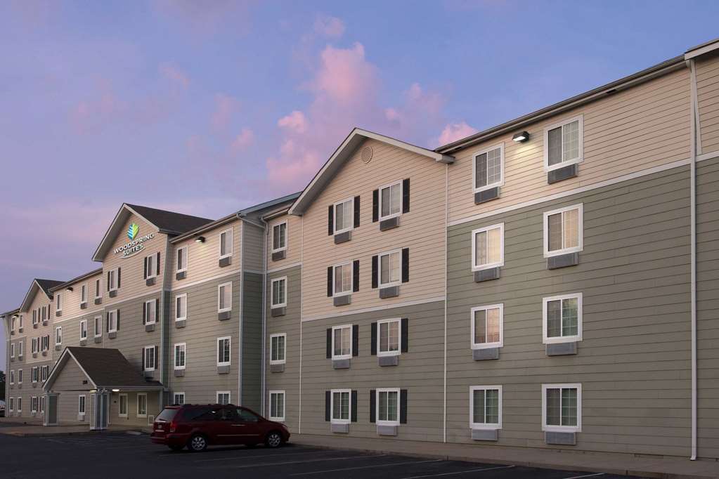 woodspring suites lexington