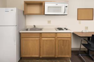woodspring suites lexington