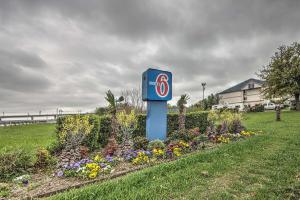 Motel 6 Dallas, Tx - Northwest,Farmers Branch>>Dallas,2 star