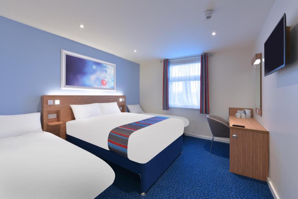 travelodge bodmin roche