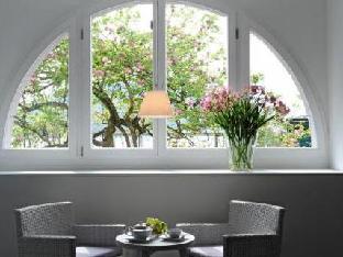 hotel vitznauerhof lifestyle hideway at the lake