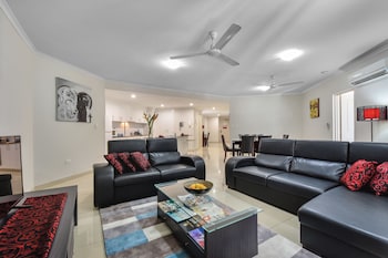 argus apartments darwin