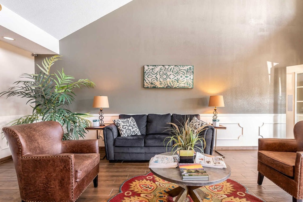 quality inn decatur river city