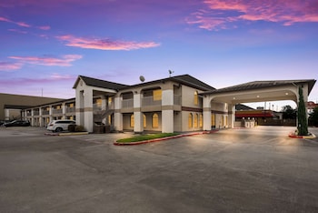 surestay hotel by best western deer park